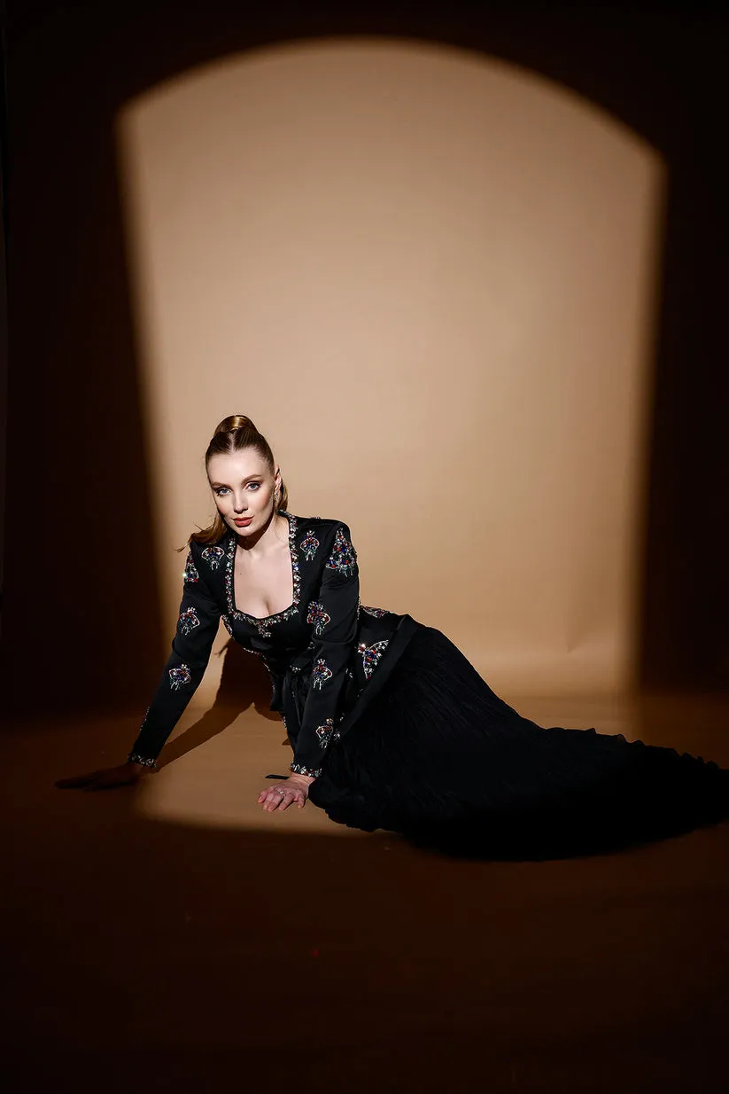 𝐀𝐃𝐌𝐈𝐑𝐀𝐋 Square Collar Stone Embroidered Crepe Jacket and Pleated Chiffon Skirt Evening Suit T56754