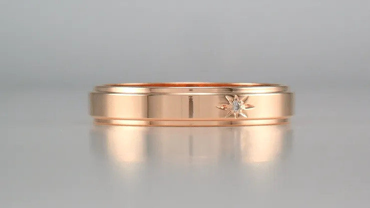 1950's Mid Century Rose Gold Grooved Edge Starburst Diamond Wedding Ring - 4mm Wide