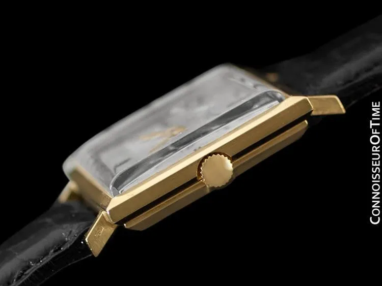 1967 Vacheron & Constantin Vintage Mens Retro Square Cal. K1001 Watch - 18K Gold