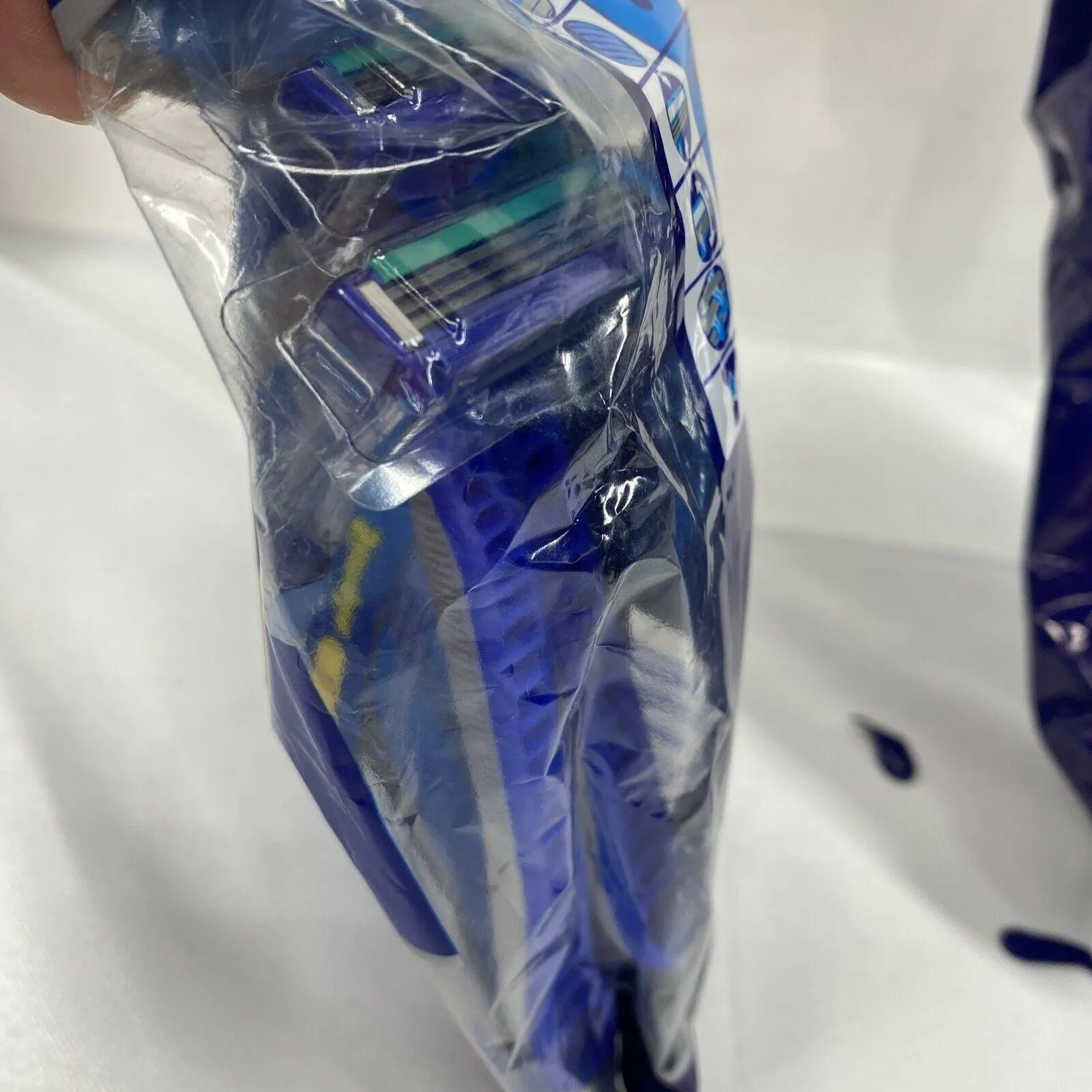 (2) Gillette Sensor 3 Simple Men's Disposable Razors 8 Count Each Ultragrip Lubr