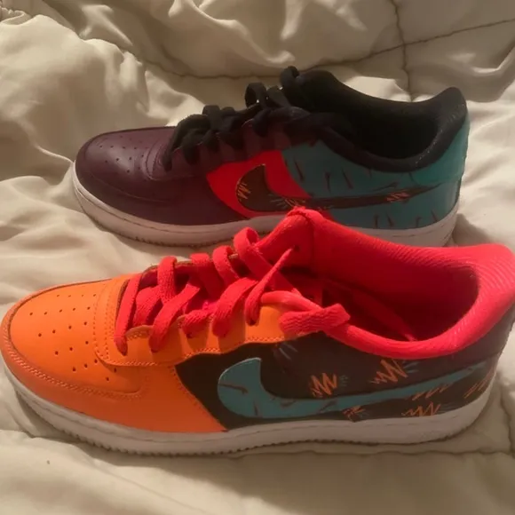 Air Force 1 LV8 GS 'What The 90s'
