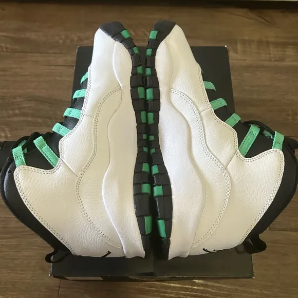AIR JORDAN 10 RETRO 30TH GG VERDE - SIZE 6Y