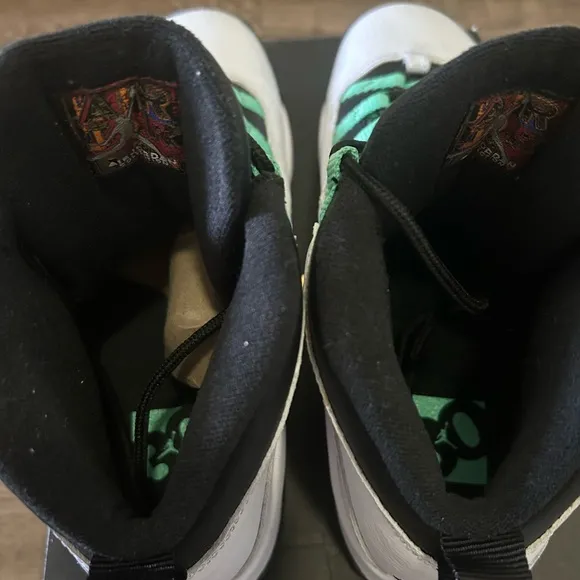 AIR JORDAN 10 RETRO 30TH GG VERDE - SIZE 6Y