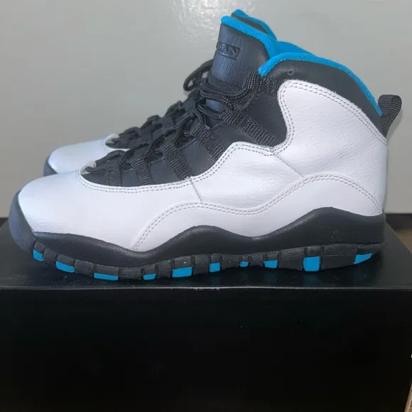 AIR JORDAN 10 RETRO POWDER BLUE - SIZE 6Y