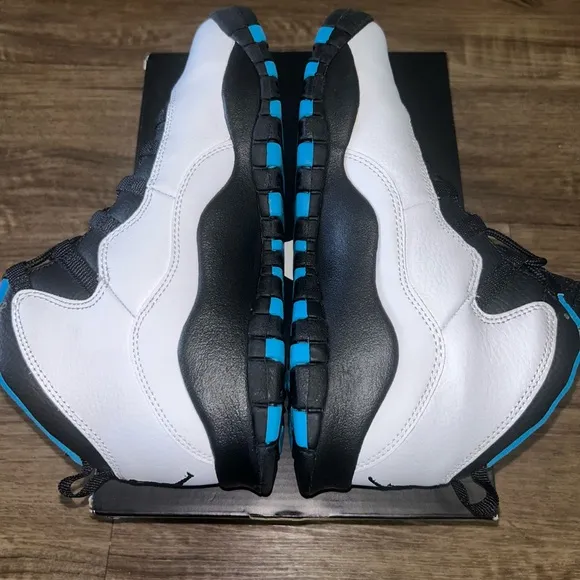 AIR JORDAN 10 RETRO POWDER BLUE - SIZE 6Y