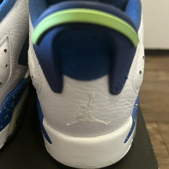 AIR JORDAN 6 RETRO LOW GHOST GREEN - SIZE 5.5Y