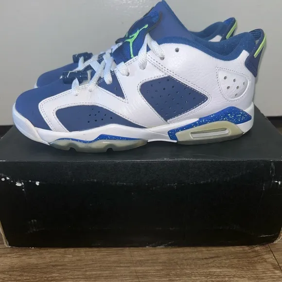 AIR JORDAN 6 RETRO LOW GHOST GREEN - SIZE 5.5Y