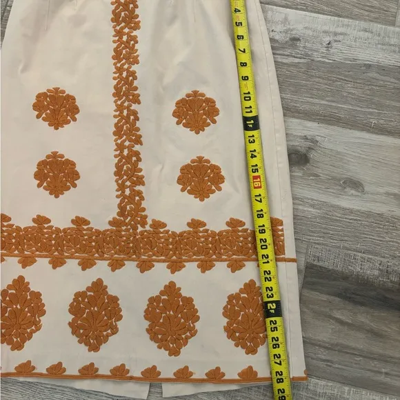 Anthropology size 12 Elegant Cream Skirt with Orange Embroidery. New