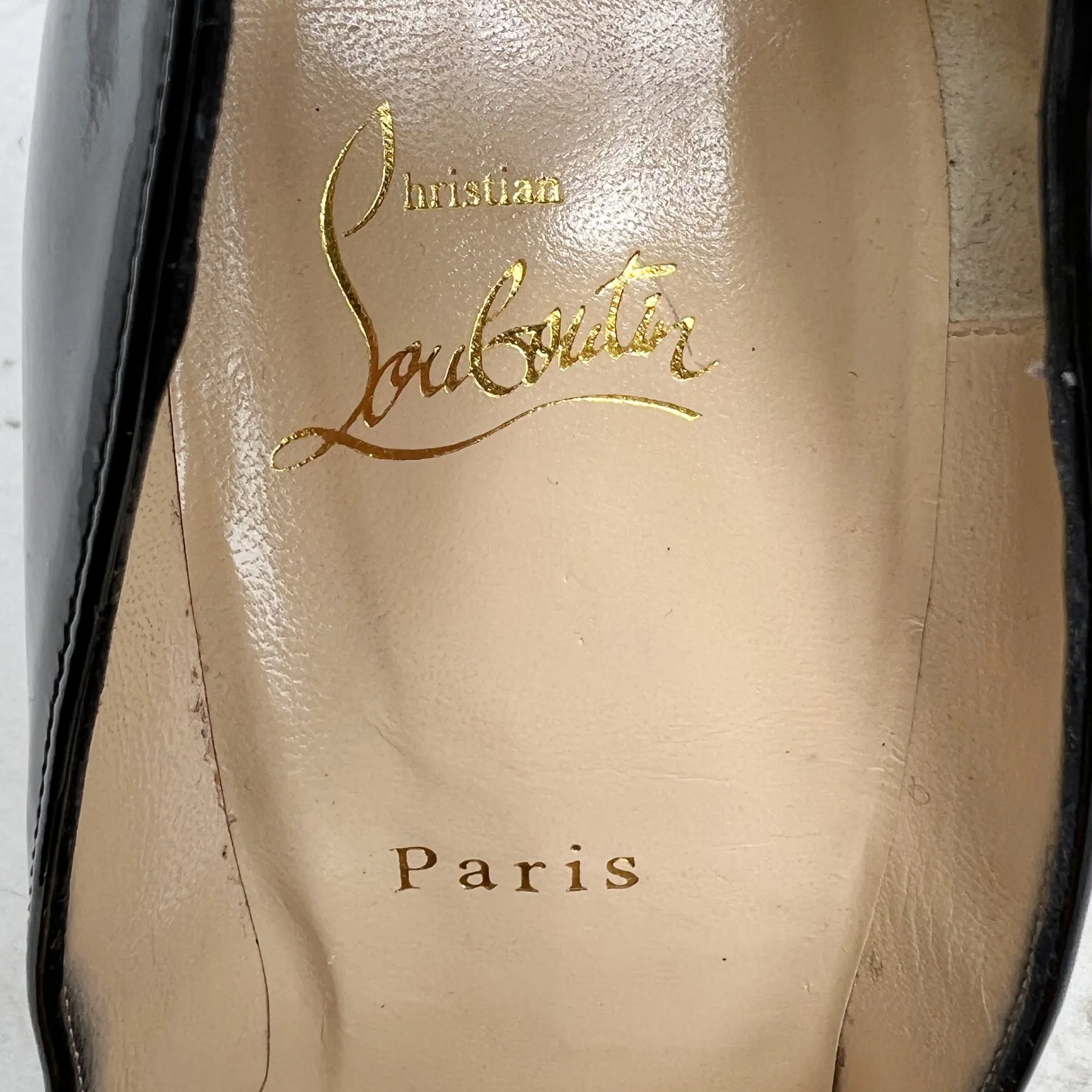 Christian Louboutin Pigalle Follies Black Patent Leather Pumps Heels Size EU 39.5