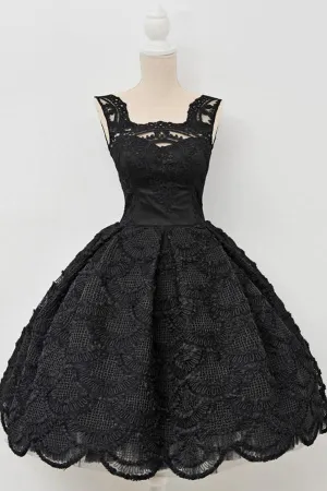 Classic Square Knee-Length Sleeveless Black Lace Homecoming Dress TR0113
