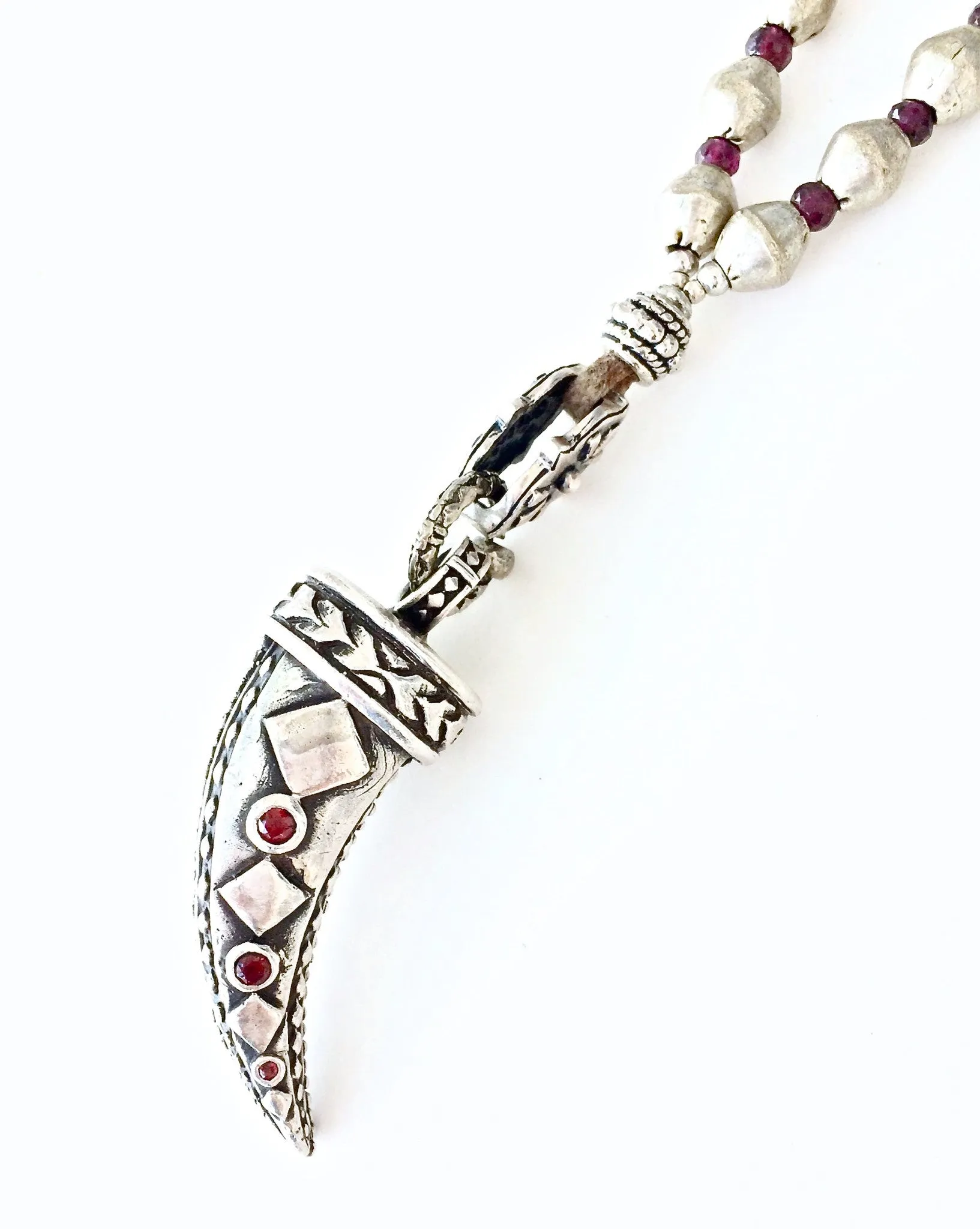 Creative Garnet Tusk Necklace