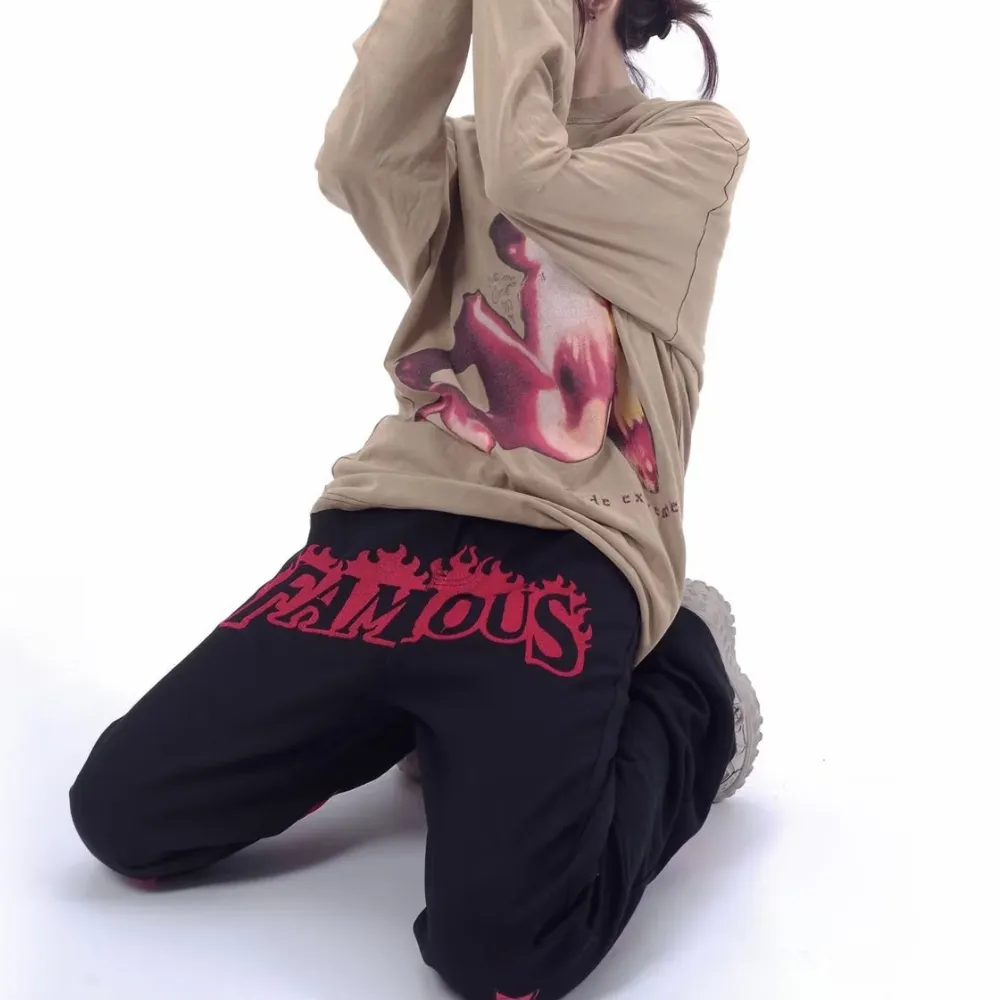 DF| Famous Star Leather Label Patch Jeans