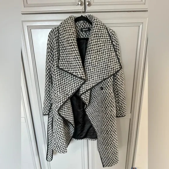 DKNY Faux-Leather-Trim Belted Textured Wrap Coat Diagonal Tweed - Small/Medium