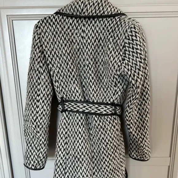 DKNY Faux-Leather-Trim Belted Textured Wrap Coat Diagonal Tweed - Small/Medium
