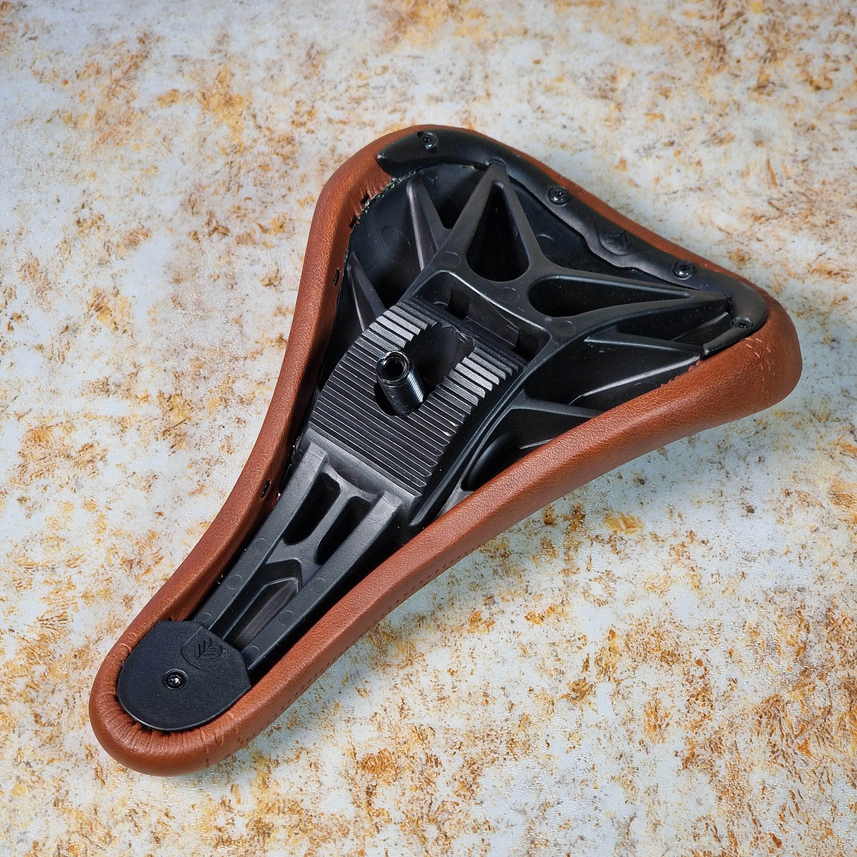 Eclat Exile Pivotal Seat