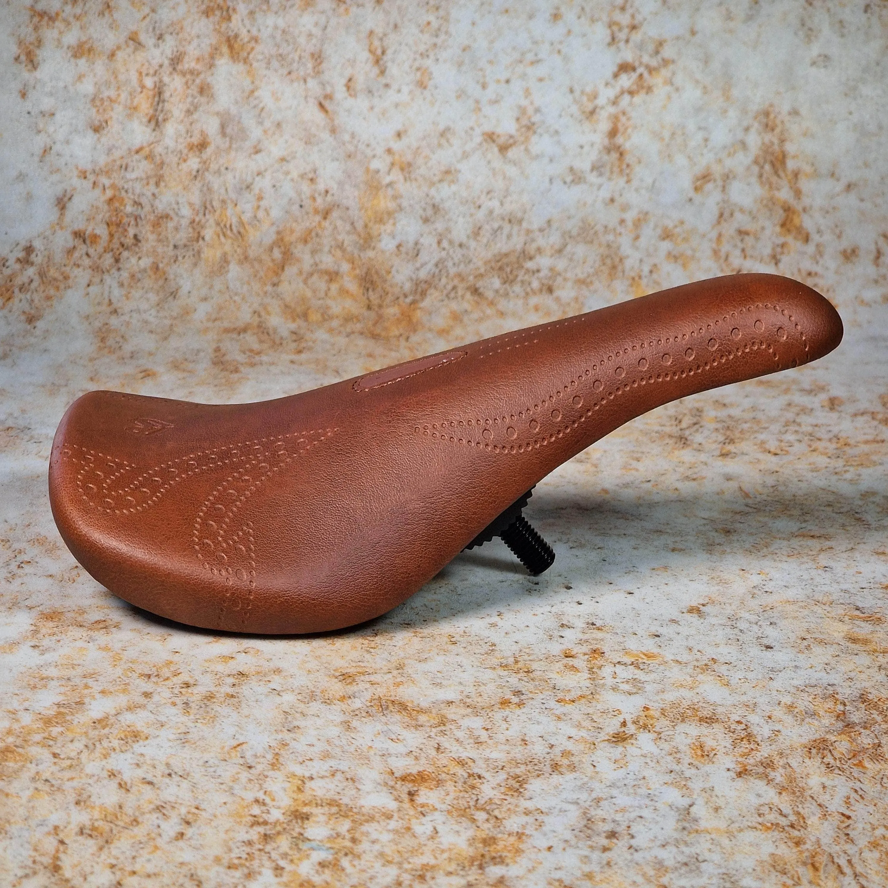 Eclat Exile Pivotal Seat