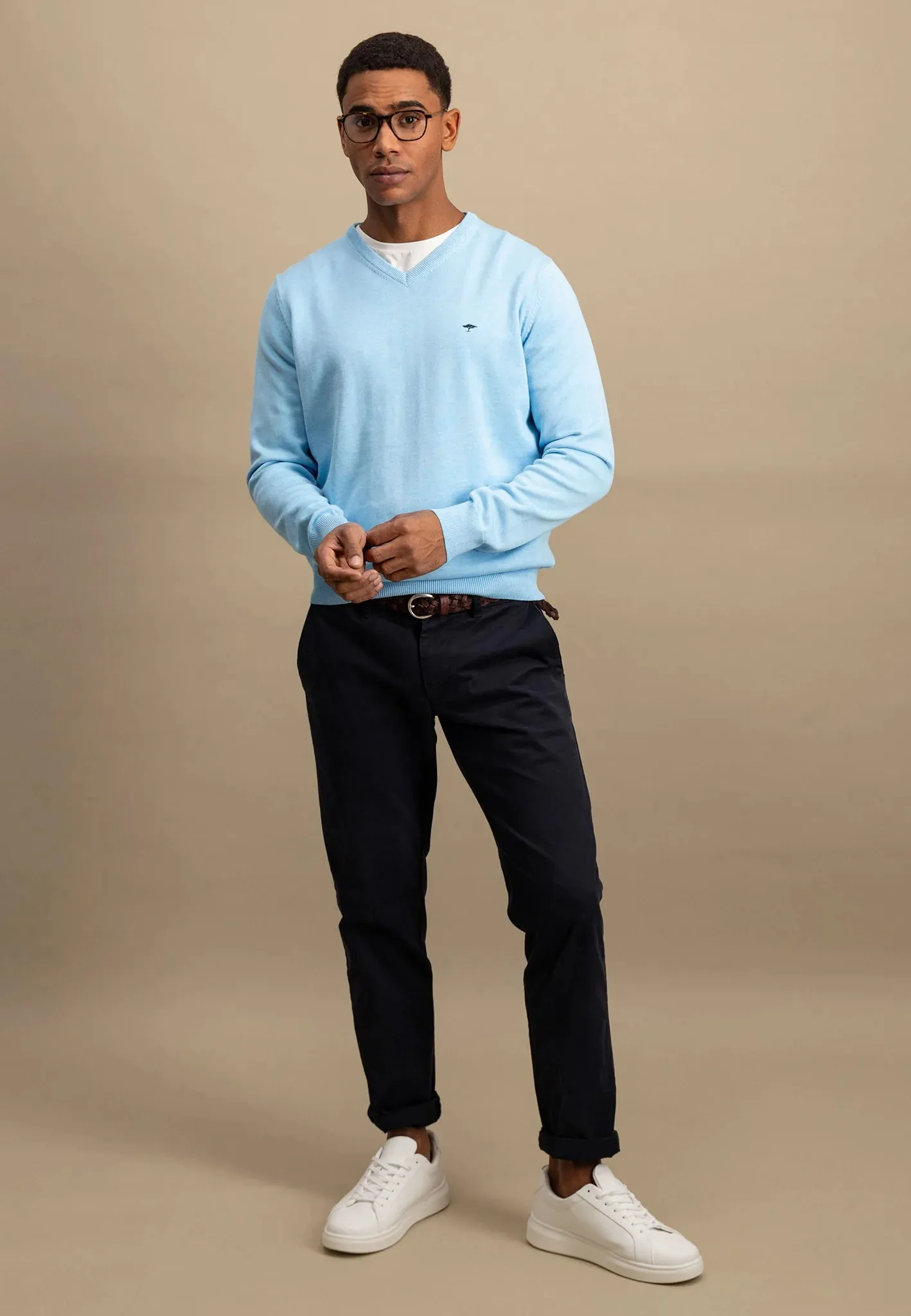 FYNCH HATTON V-Neck Sweater - Men's Fine Knit – Splashy Ocean