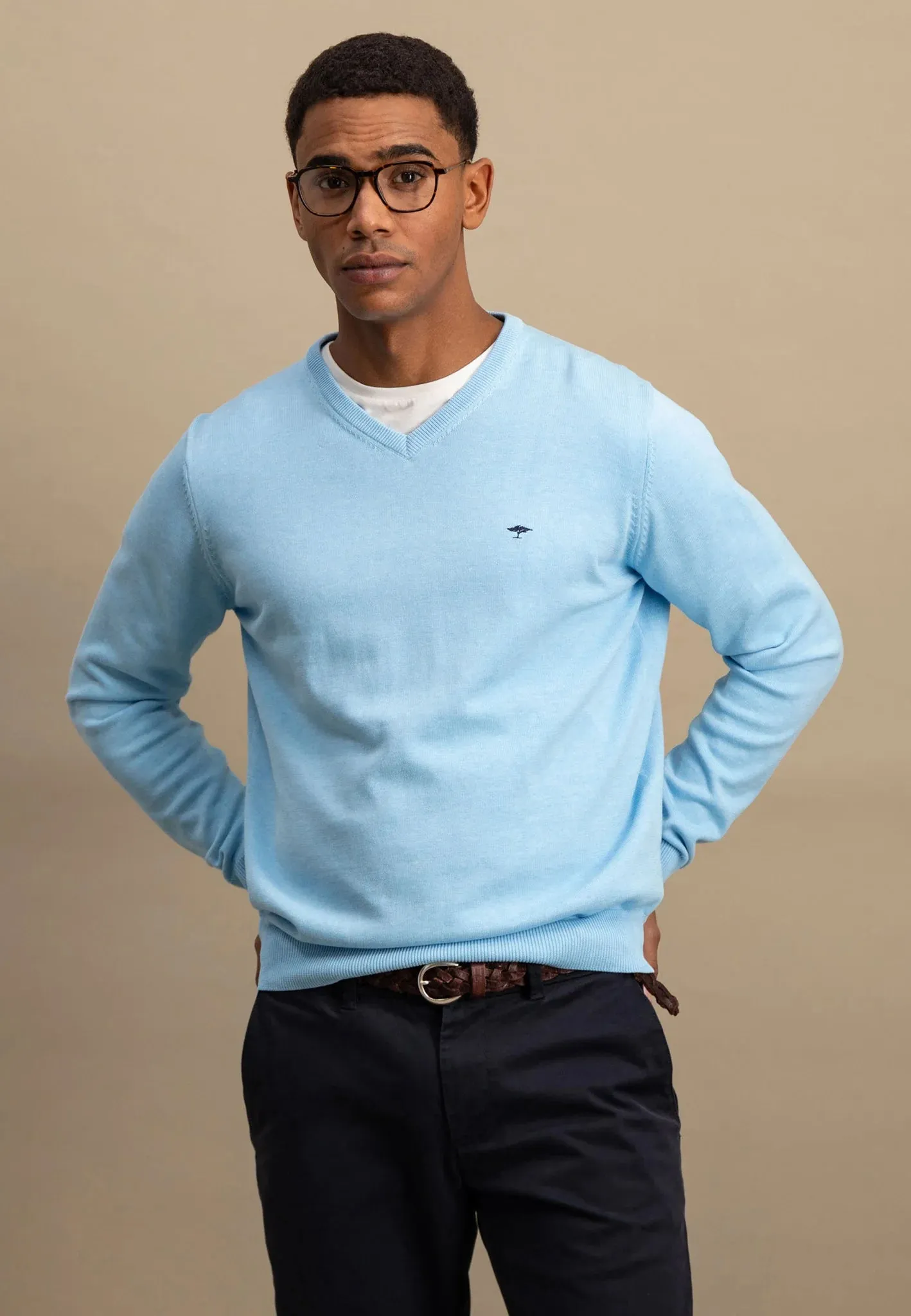 FYNCH HATTON V-Neck Sweater - Men's Fine Knit – Splashy Ocean