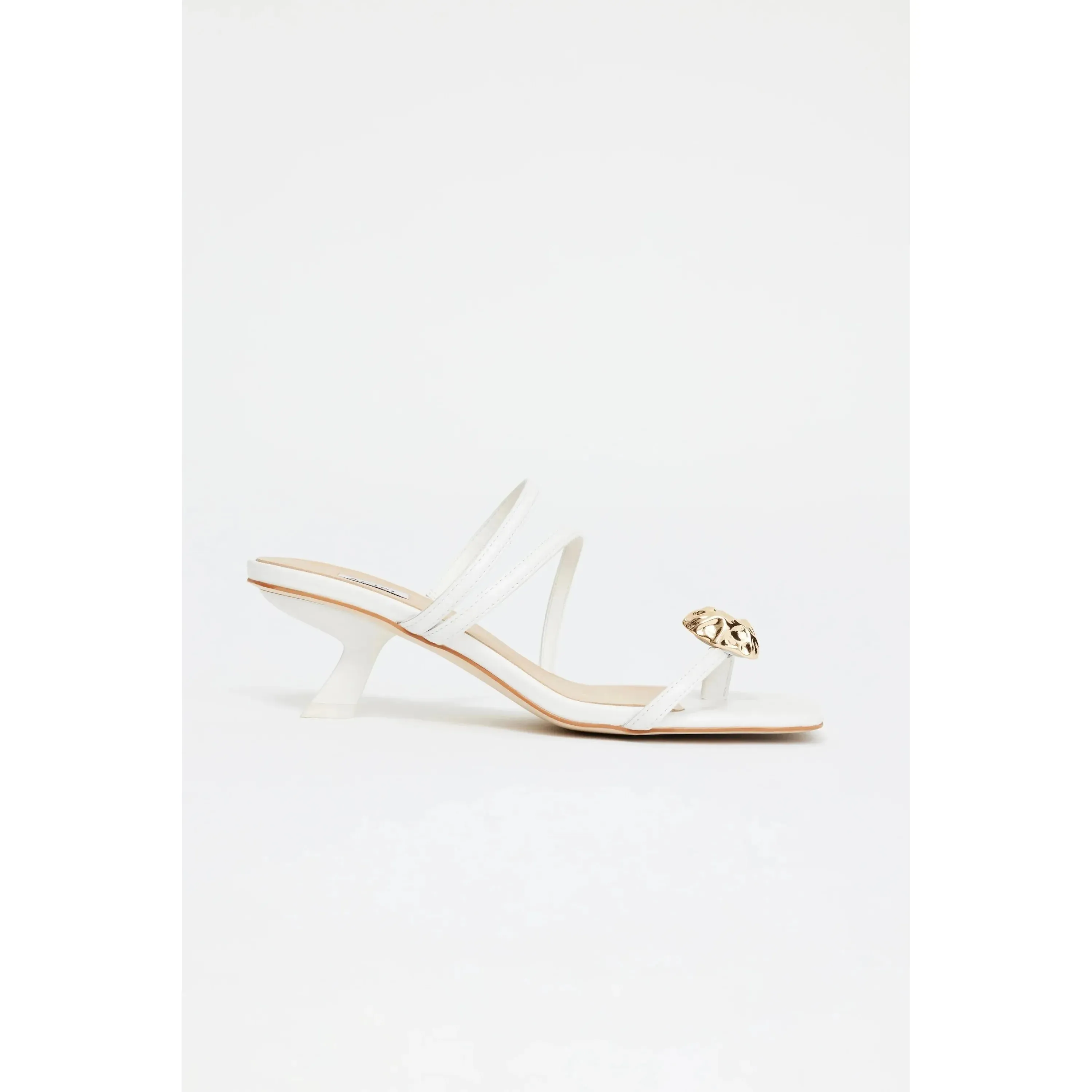 GATESIDE LOW HEEL