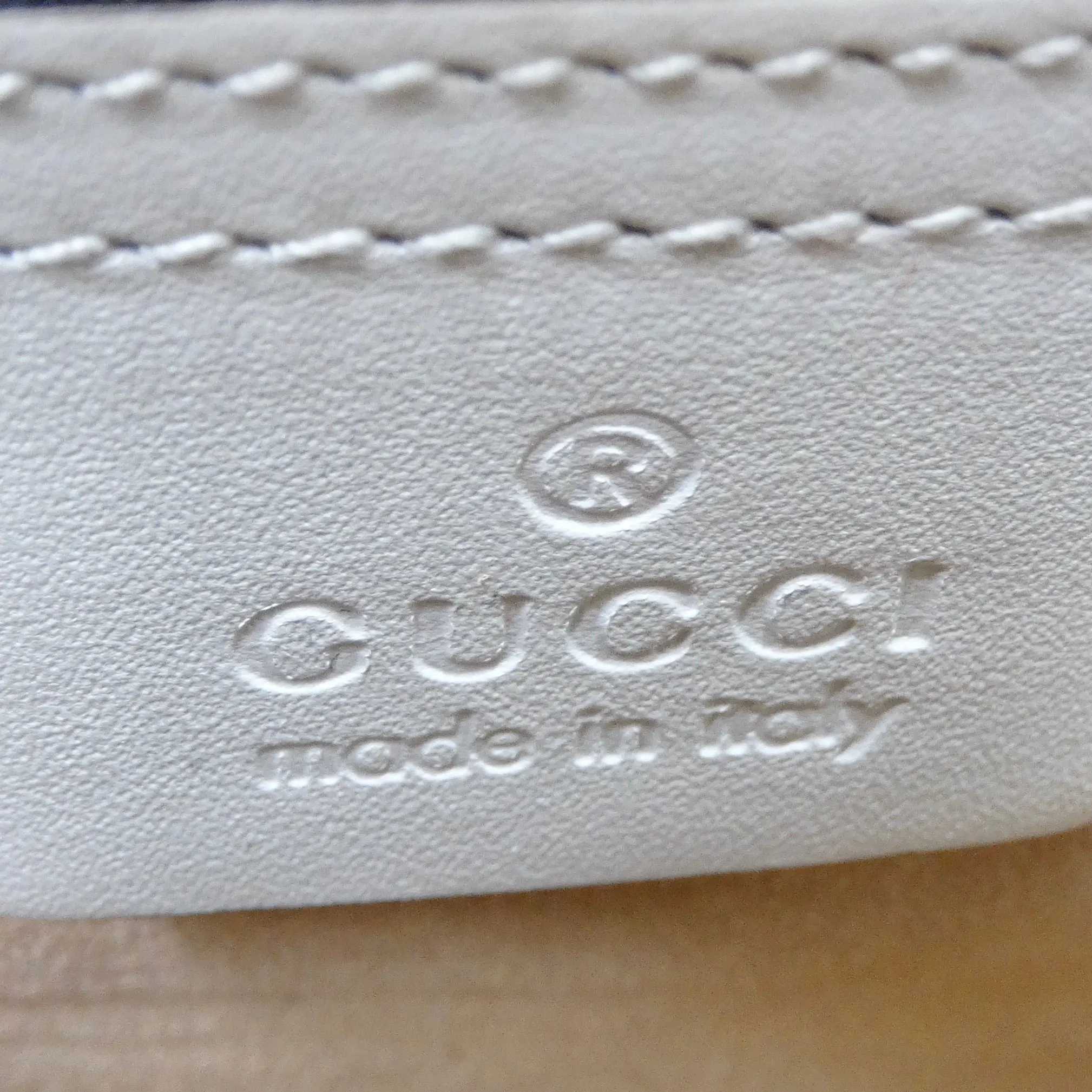 Gucci Sylvie Small Floral-Embroidered Shoulder Bag