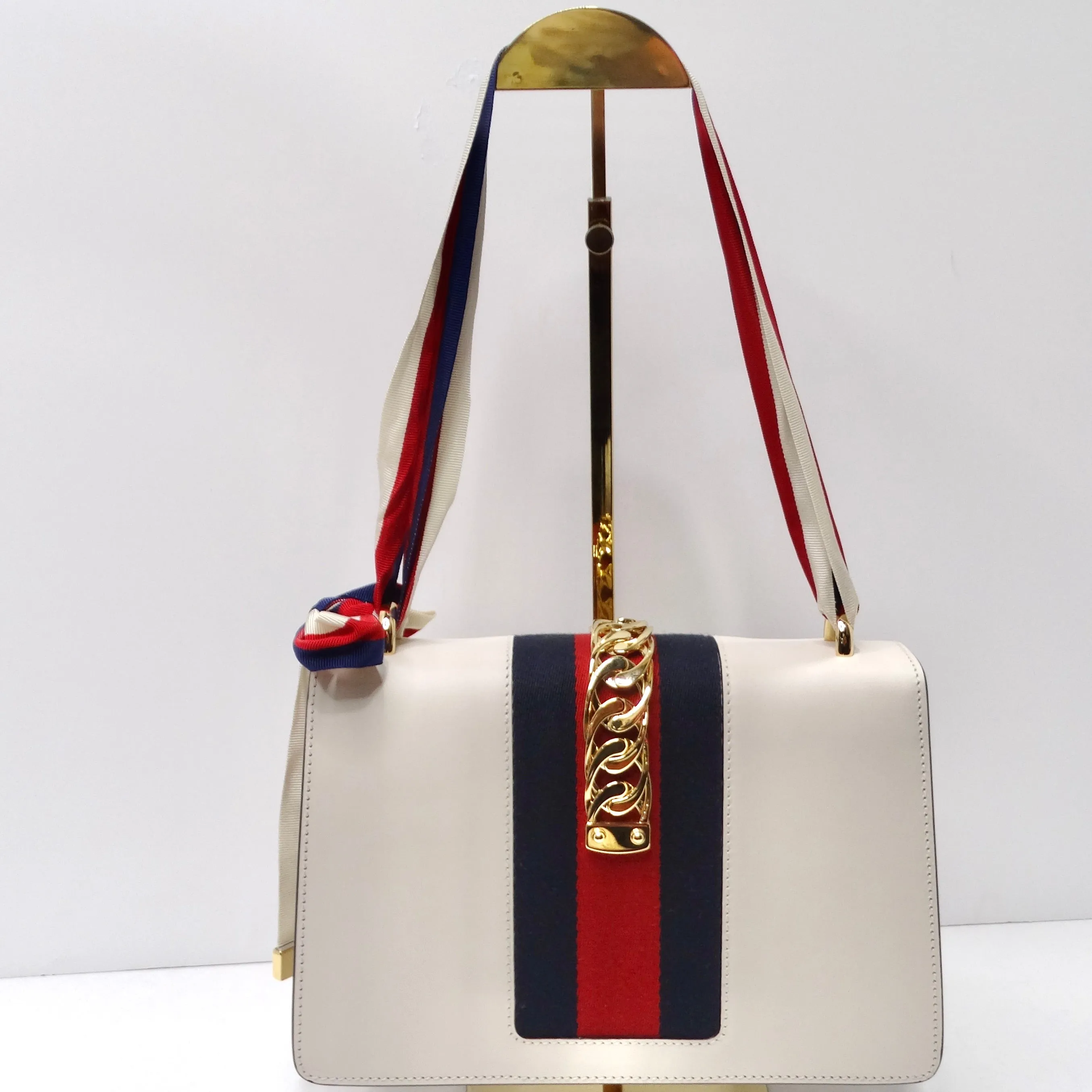 Gucci Sylvie Small Floral-Embroidered Shoulder Bag