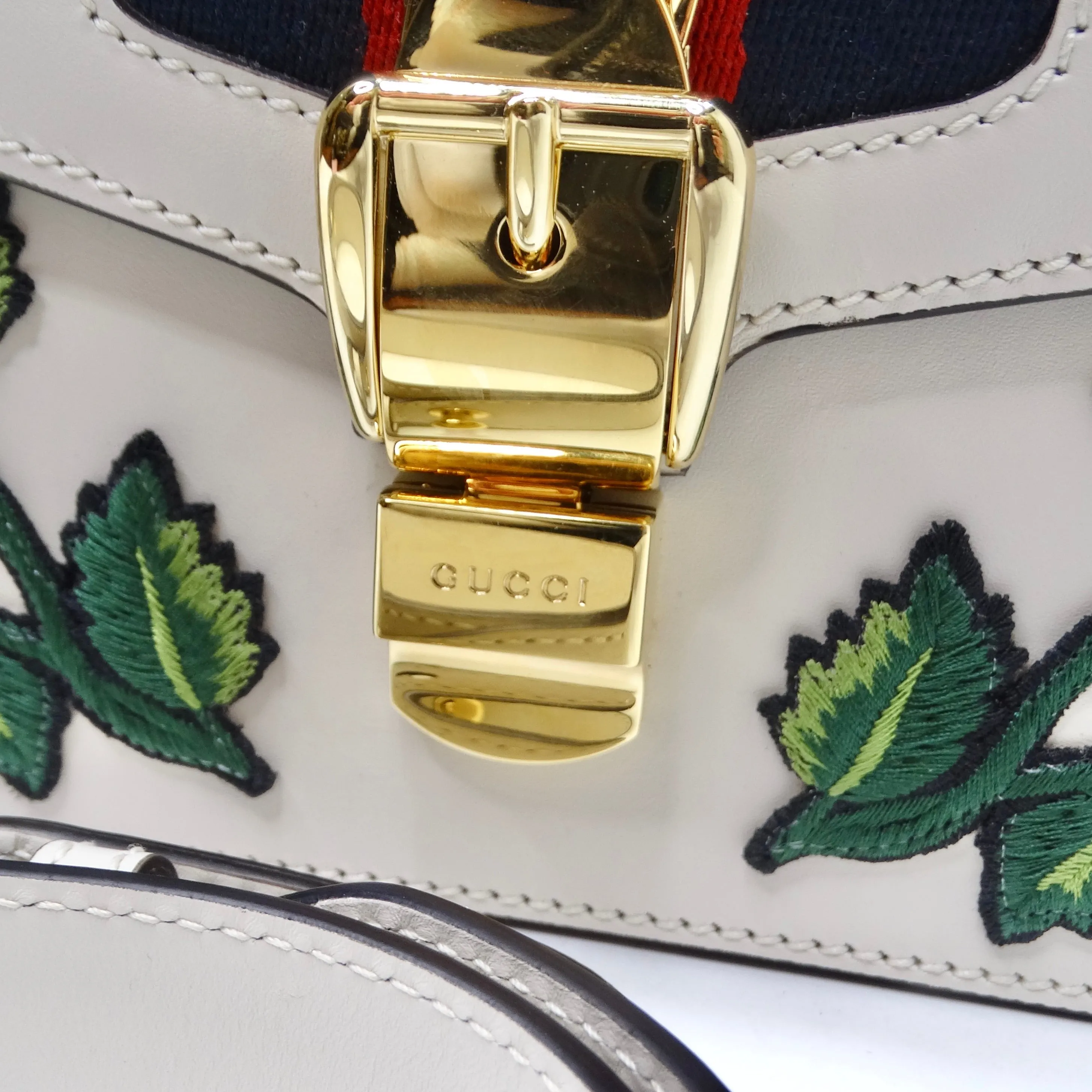 Gucci Sylvie Small Floral-Embroidered Shoulder Bag