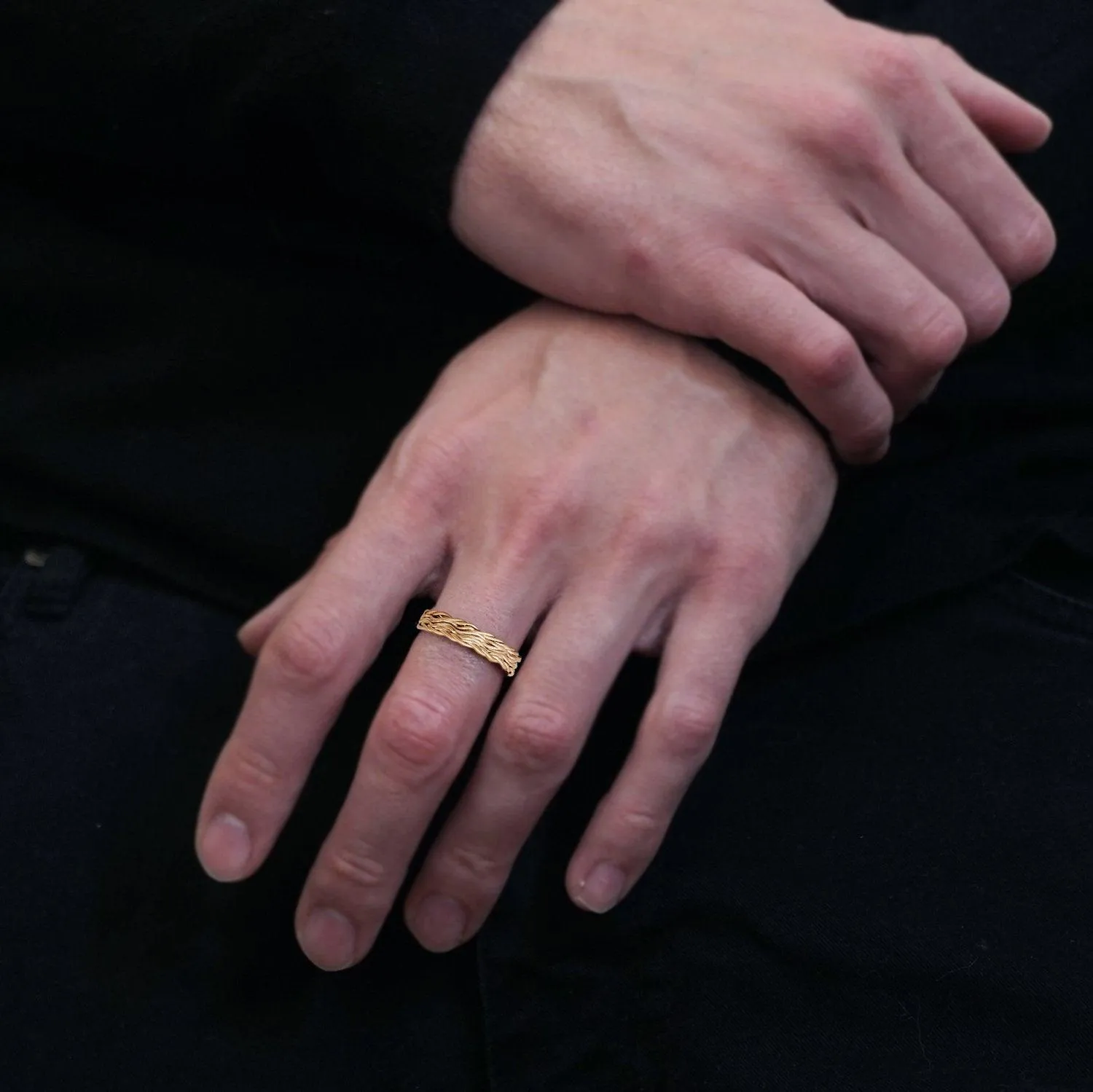 Intertwined Ring Band in 14K Gold, 3mm