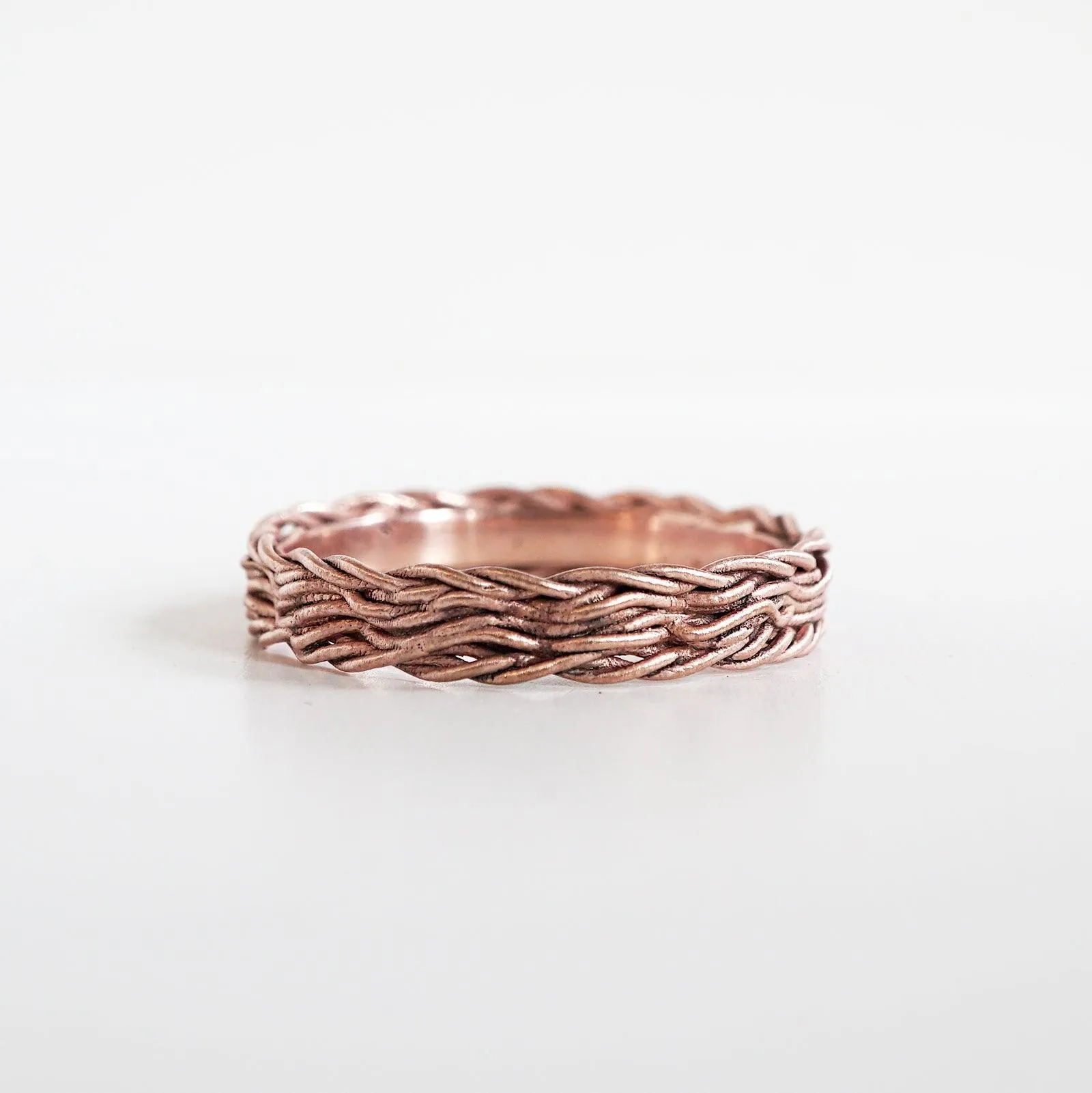 Intertwined Ring Band in 14K Gold, 3mm