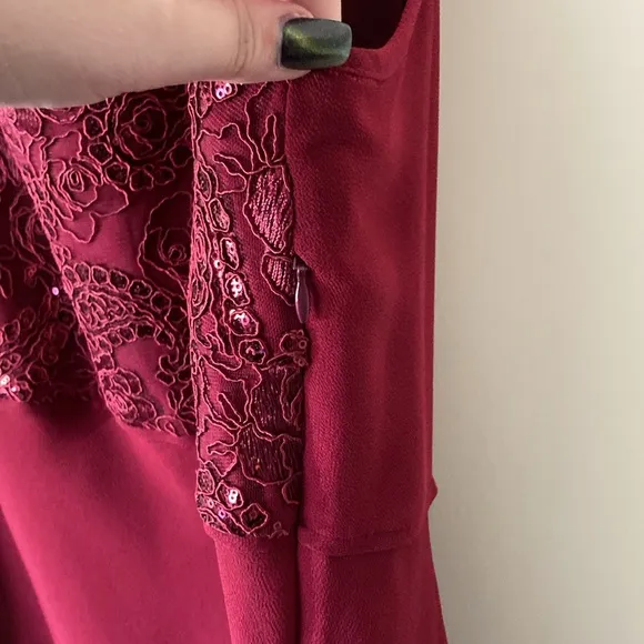 Le Bos women’s plus size formal‎ dress size 20W Maroon sequins sleeveless