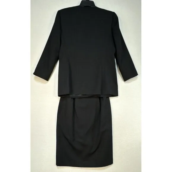 Le Suit Womens Skirt &amp; Jacket Suit Size 10P Petites Black Six Front Buttons