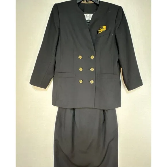 Le Suit Womens Skirt &amp; Jacket Suit Size 10P Petites Black Six Front Buttons
