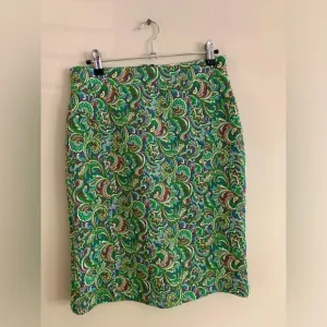Maeve Anthropologie Green Paisley Print Straight Pencil Skirt Size Small