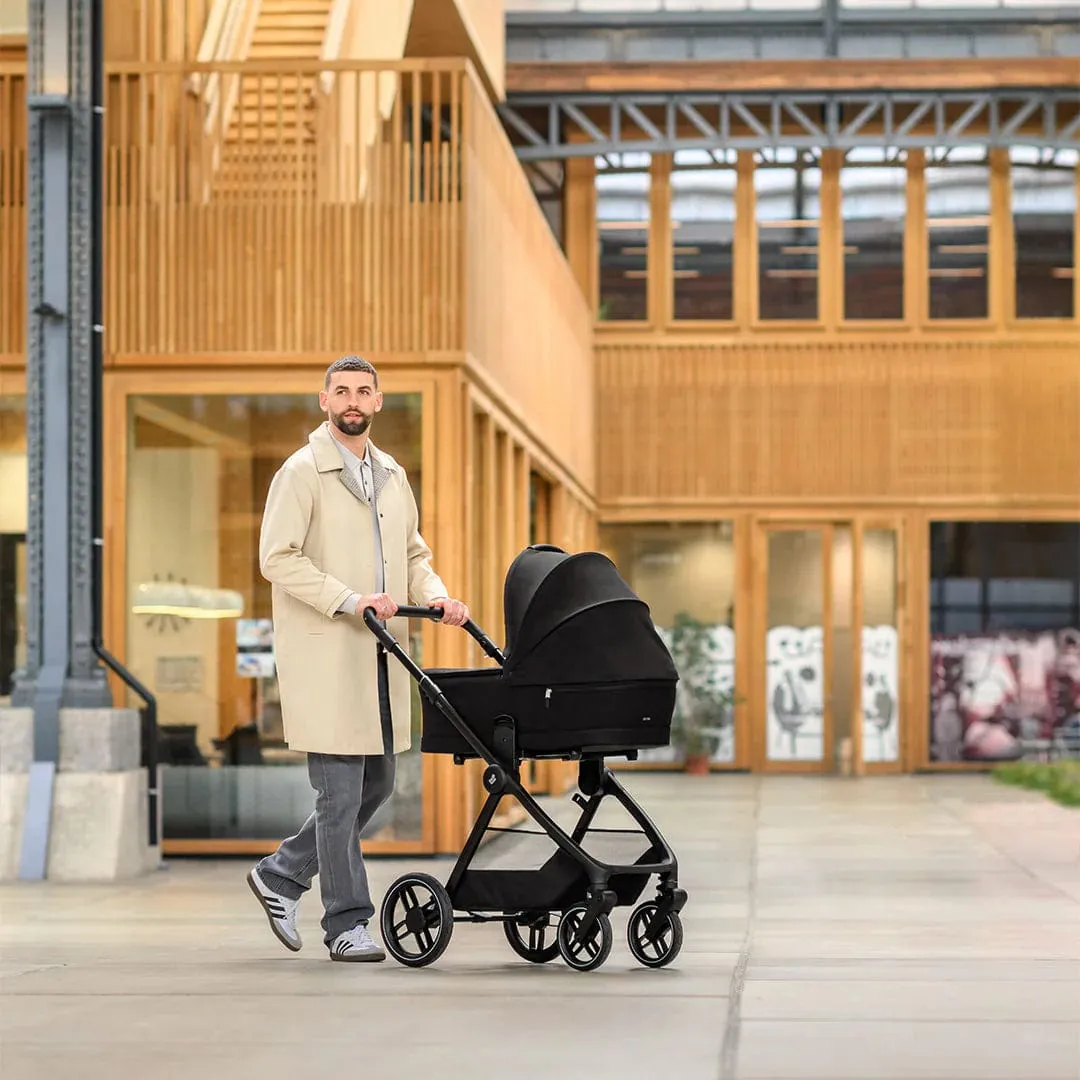 Maxi Cosi Oxford Pushchair 7 Pieces Essential Bundle - Twillic Black