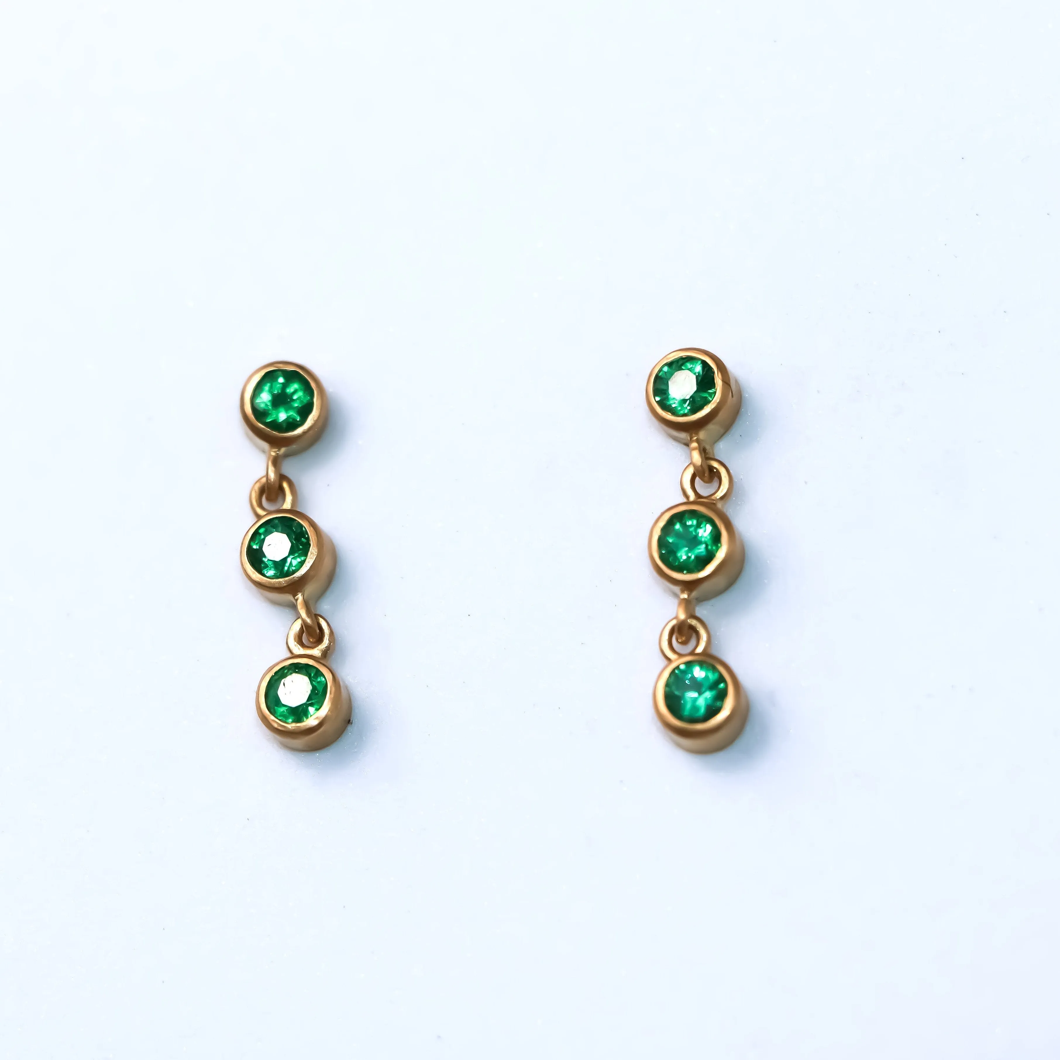 Meadow Triple Emerald Earrings in 20K Peach Gold