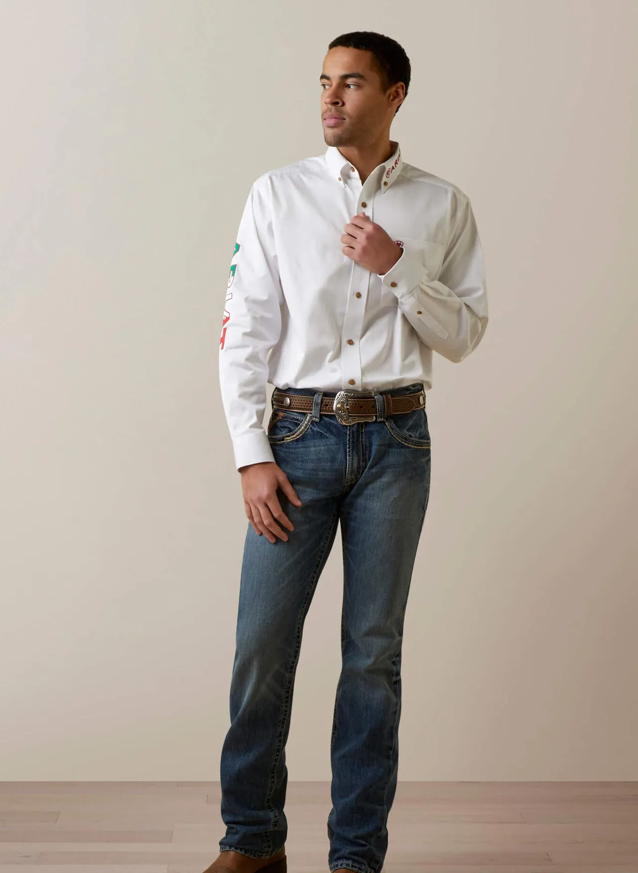 Men’s Ariat White Mexico Team Logo Twill Classic Fit Shirt