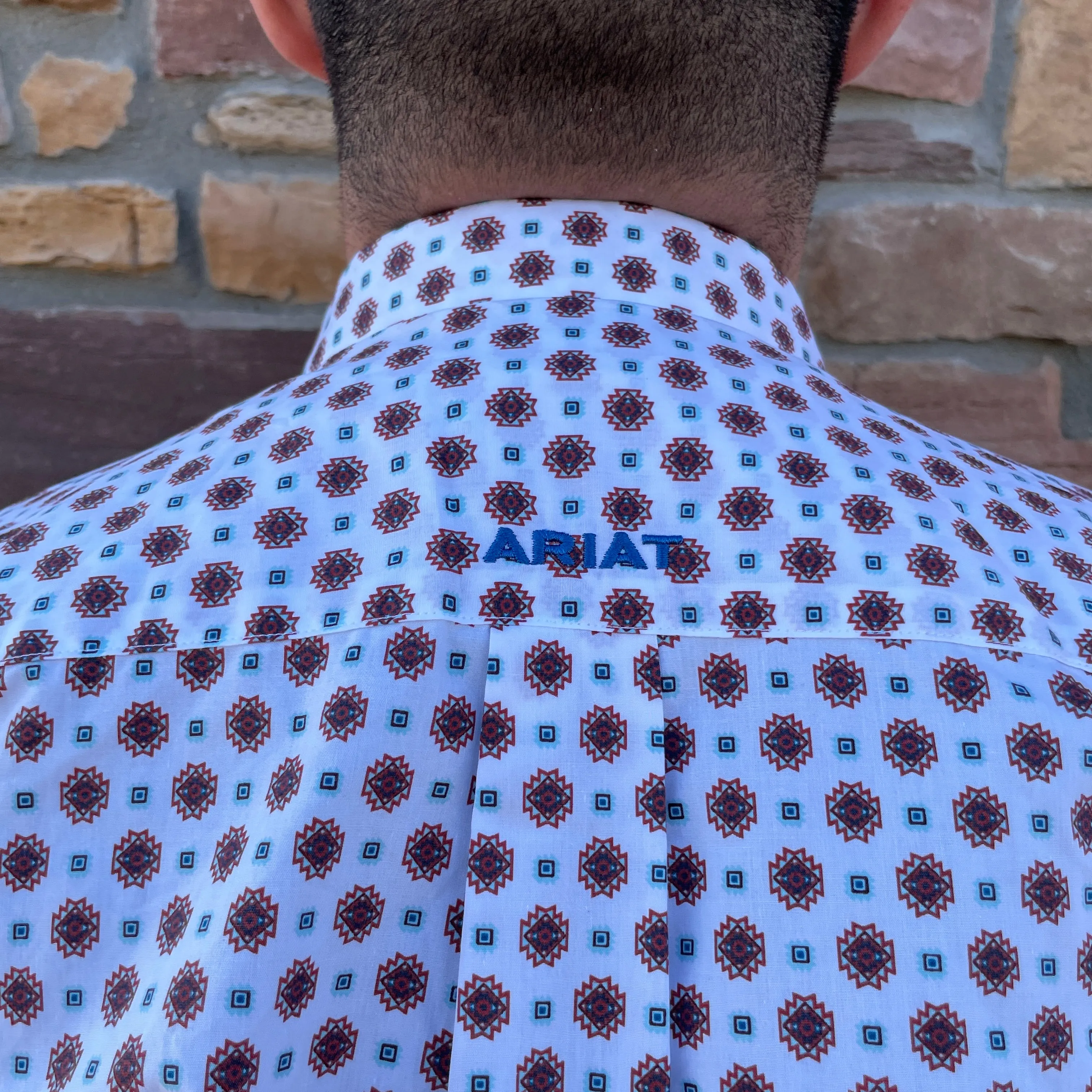 Men’s Ariat White Sheldon Classic Fit Shirt