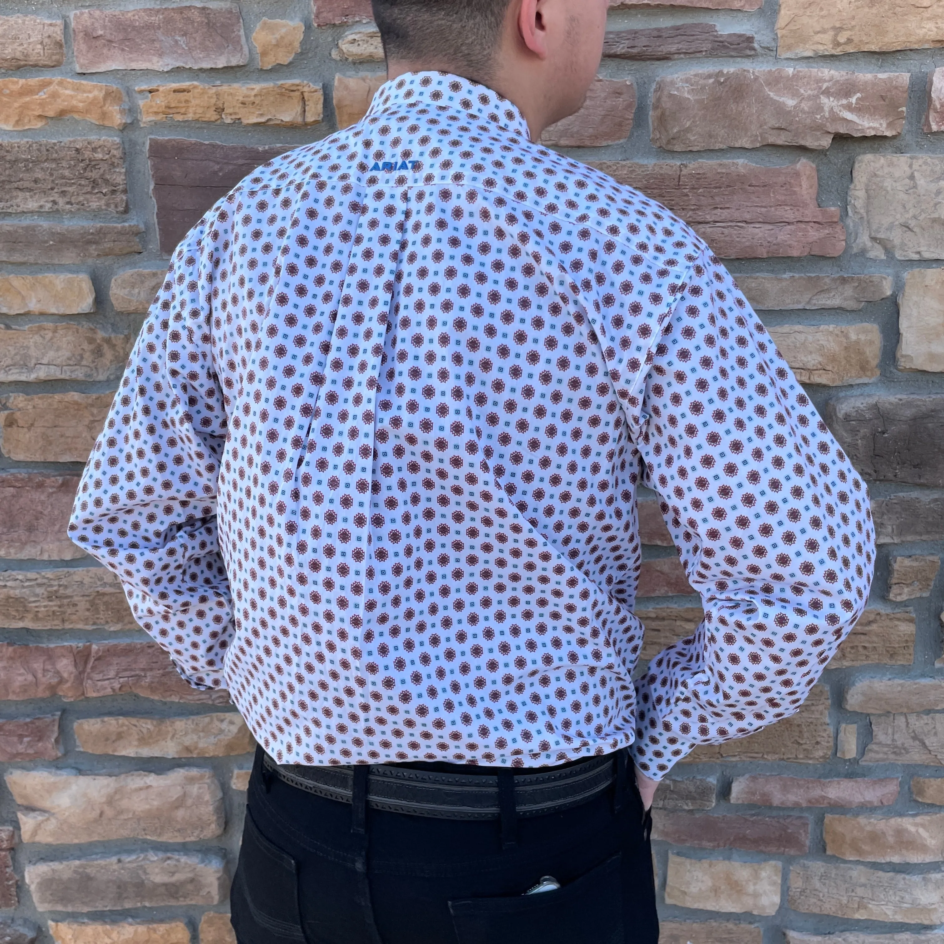 Men’s Ariat White Sheldon Classic Fit Shirt