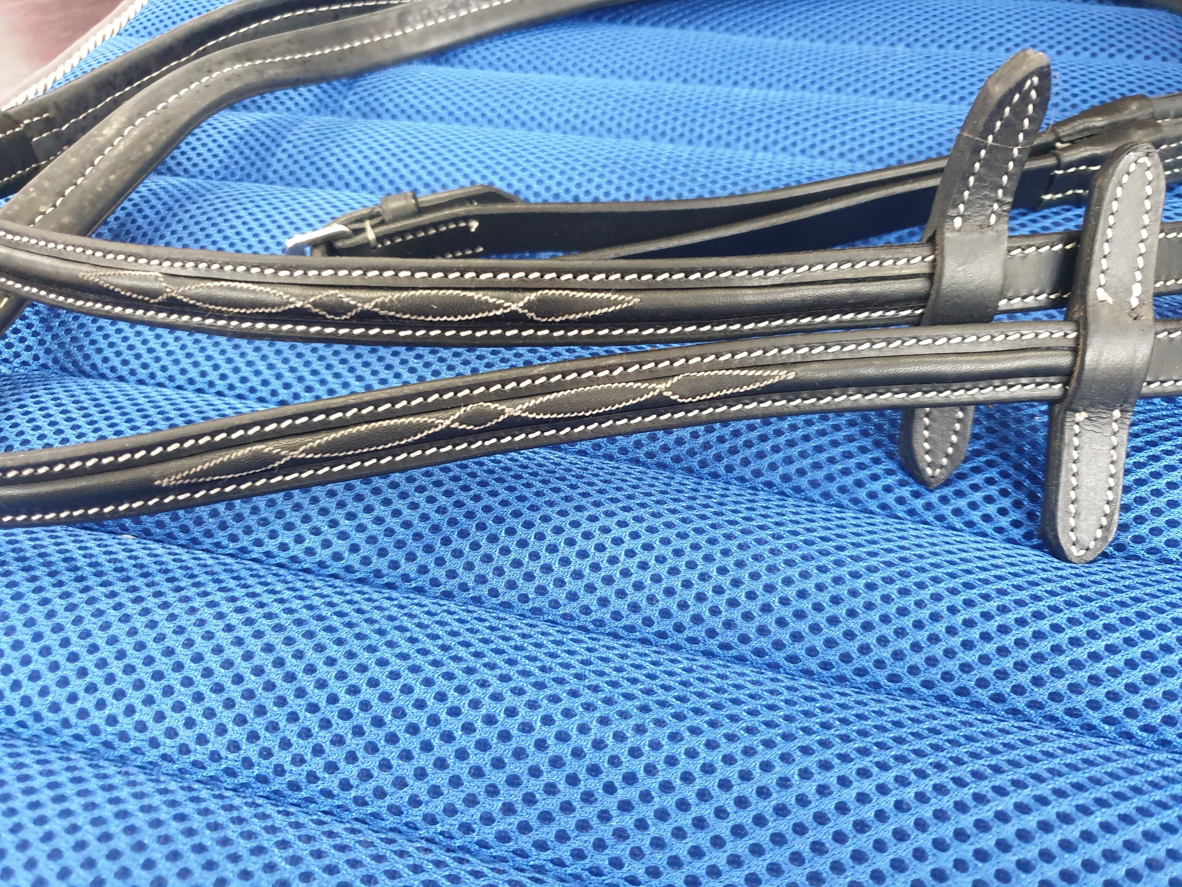 NEW rhinegold german leather smooth rubber reins, black, all sizes FREE POSTAGE *