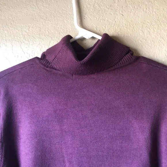 New Women’s Sweater Calvin Klein Purple Long Sleeve Turtleneck Sweater Women’s L