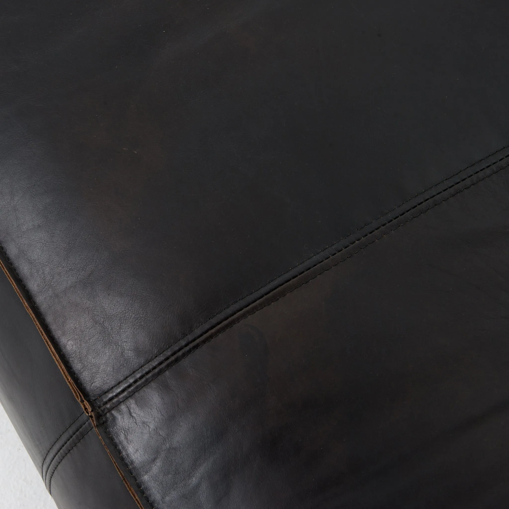 Nolita Sofa-Rider Black