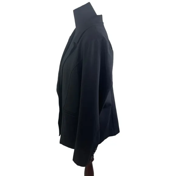 NWT Torrid 2X Tailored Ponte Black Blazer Jacket