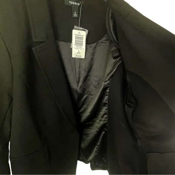 NWT Torrid 2X Tailored Ponte Black Blazer Jacket