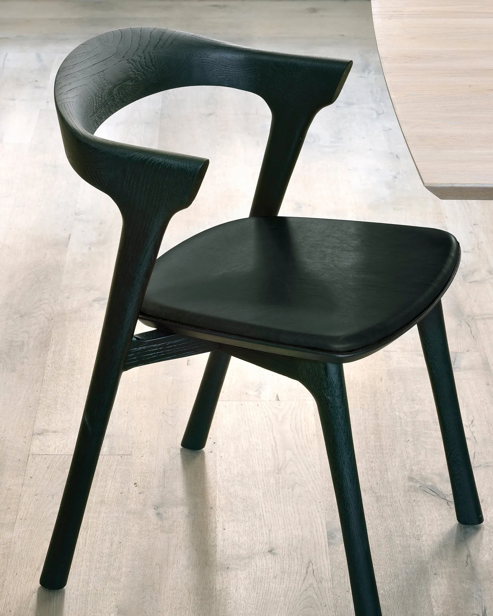 Oak Bok Black Dining Chair - Black Leather - Varnished
