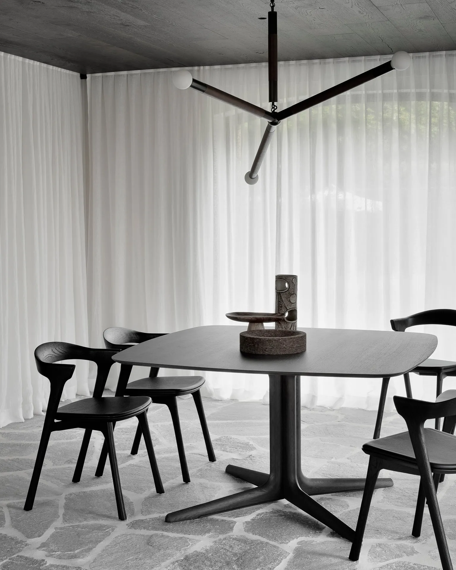 Oak Bok Black Dining Chair - Black Leather - Varnished