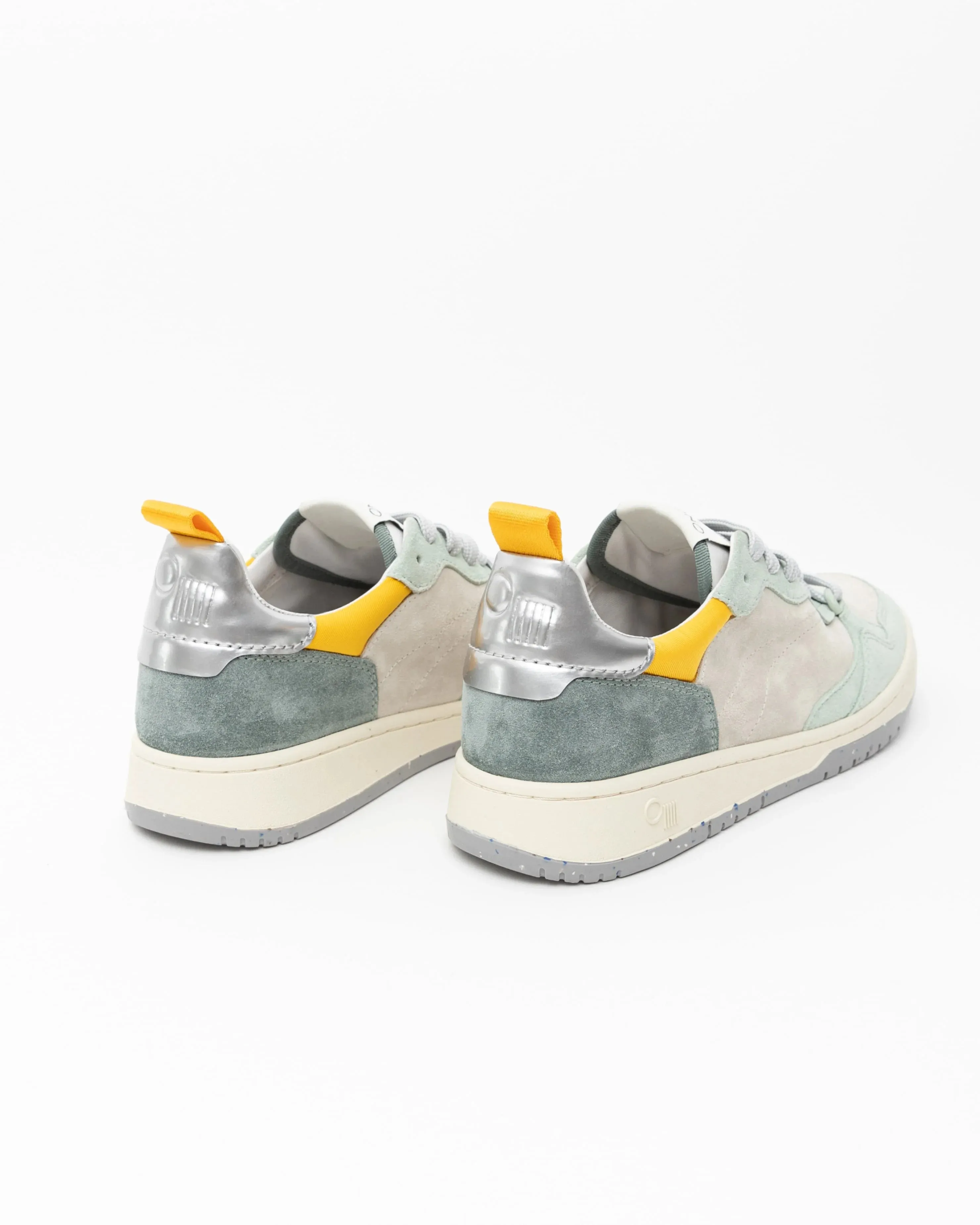oncept: phoenix sneaker-seafoam multi