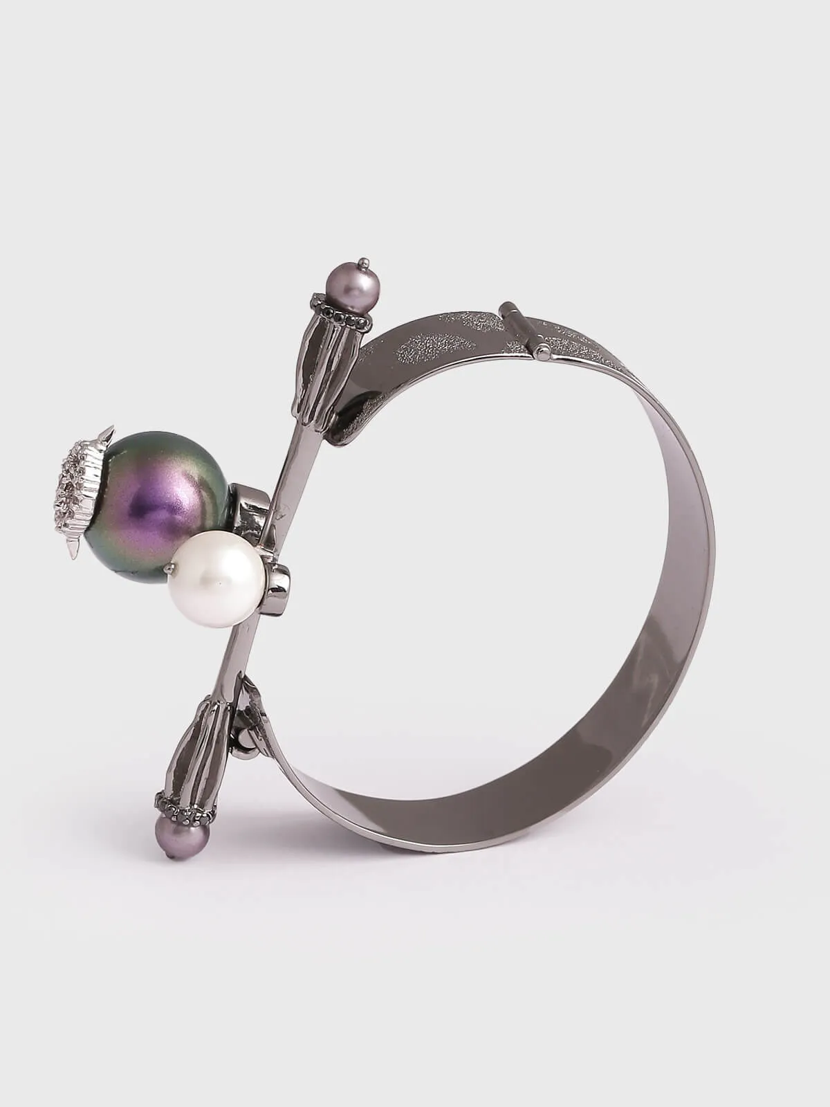Outhouse   I    OH Celeste Abbott Iridescent Cosmos Handcuff Gunmetal New OHAW19HC011