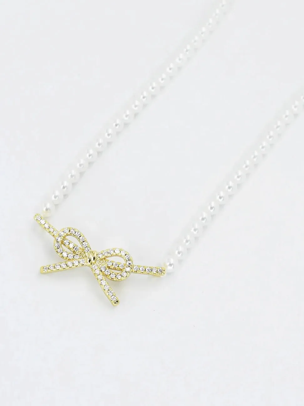 Pure Pearl Elegance Necklace