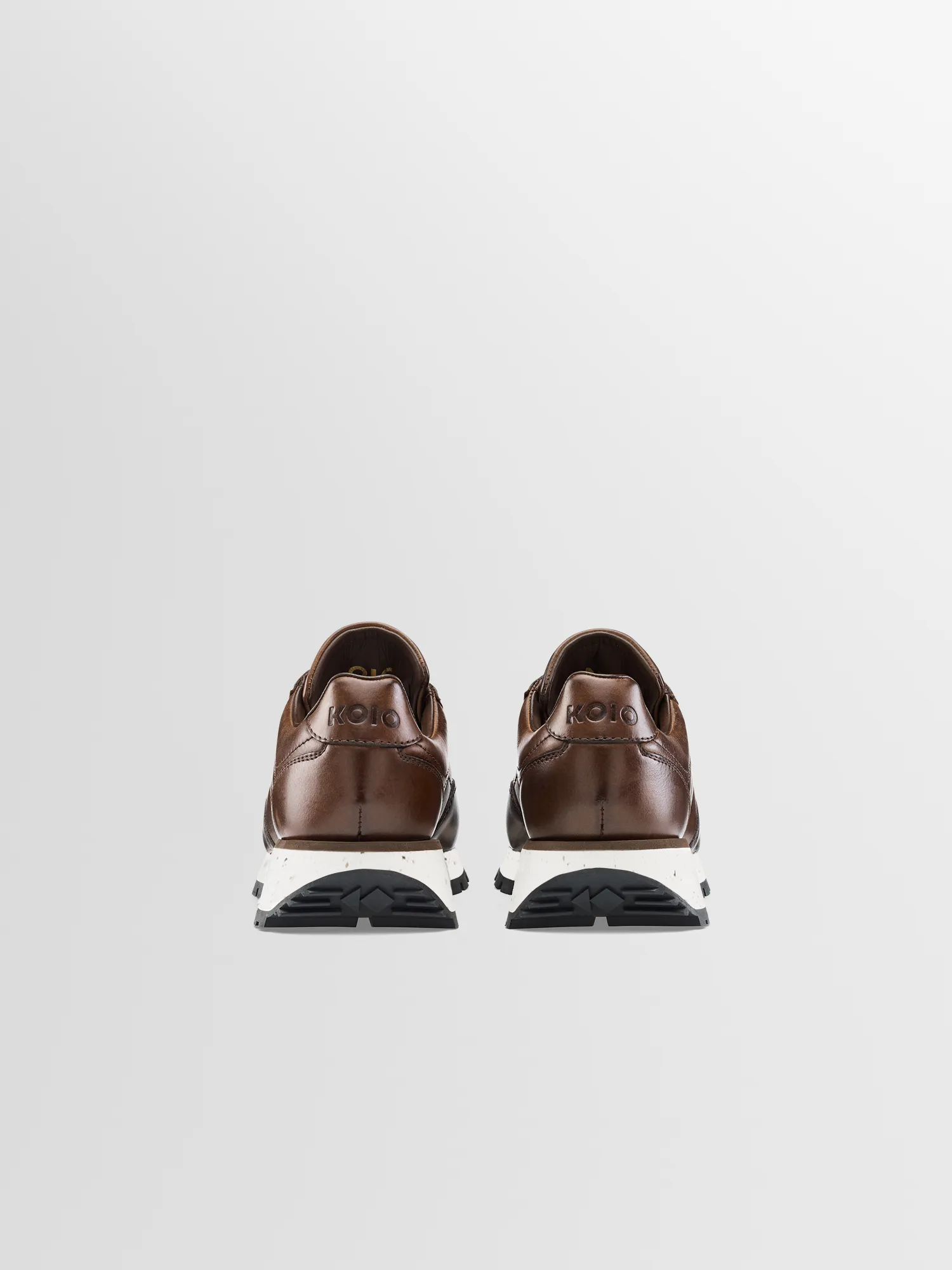 Retro Runner in Mocha