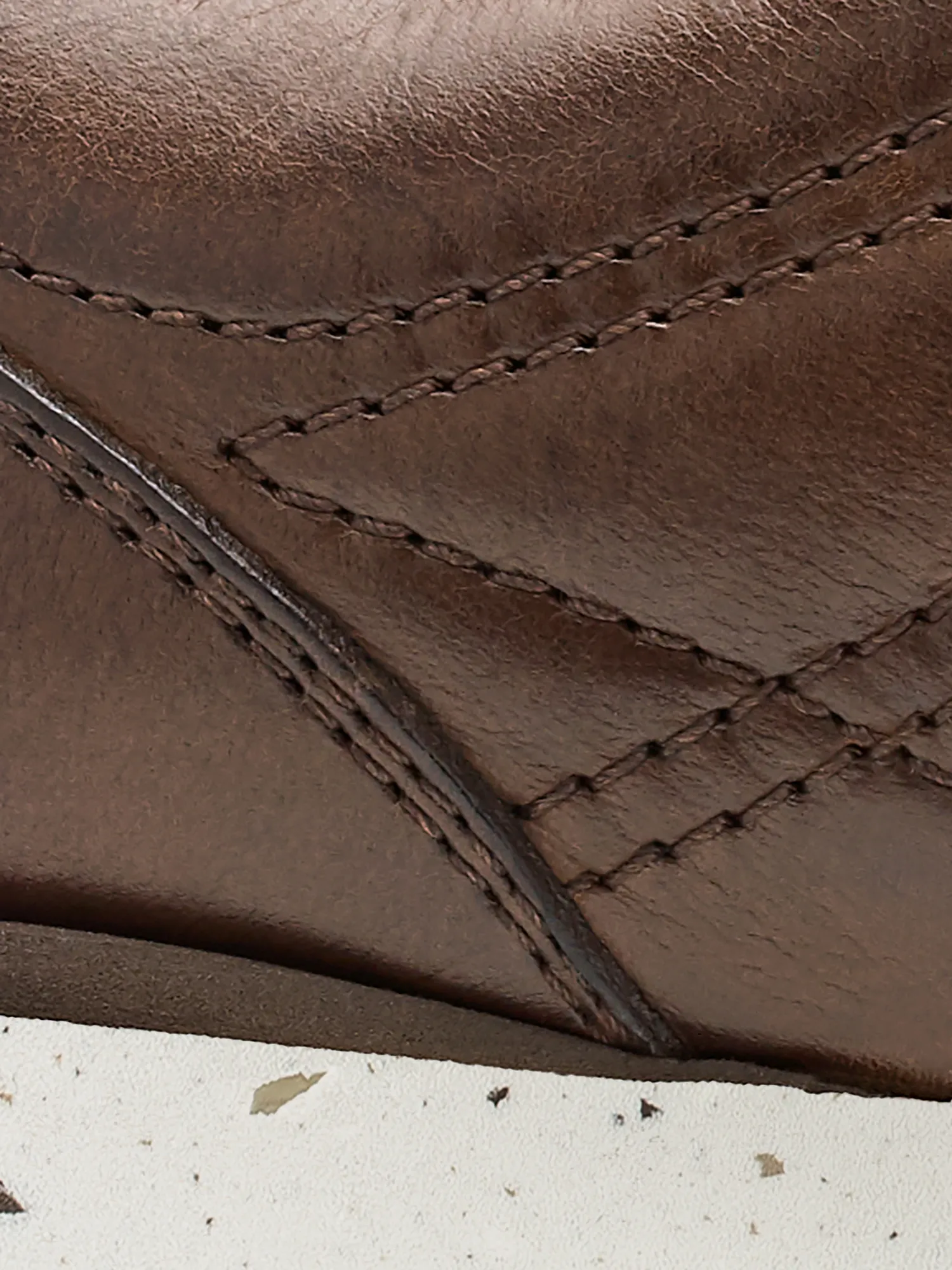 Retro Runner in Mocha