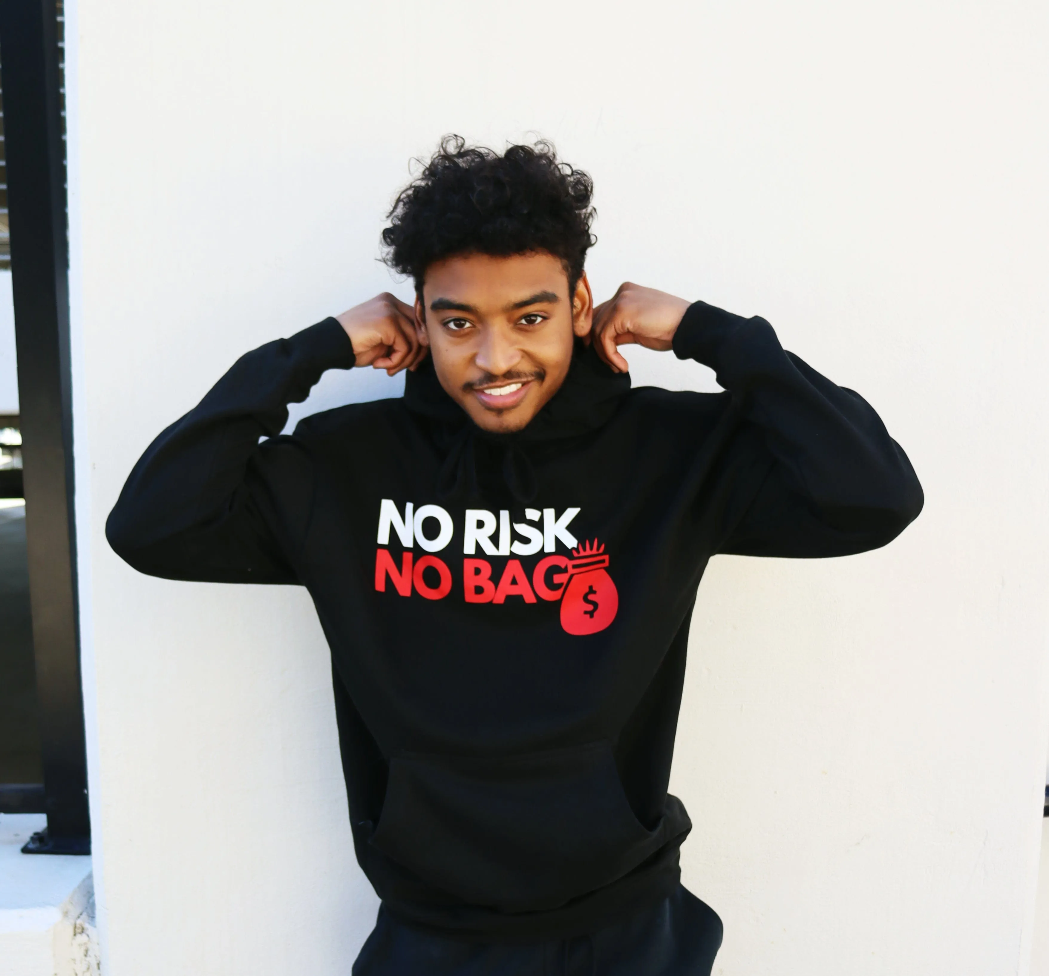 RISKY REWARDS “NO RISK NO BAG” PULLOVER HOODIE RED/WHITE
